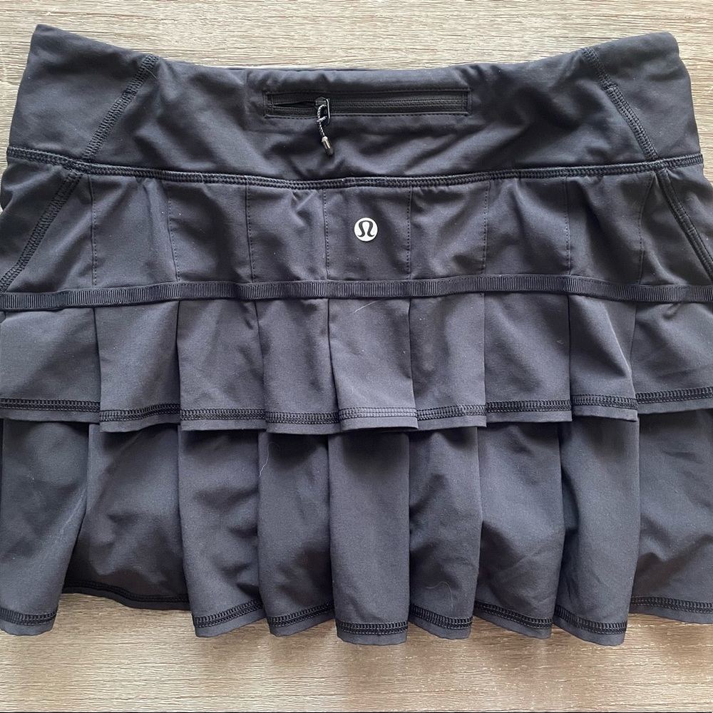 Lululemon Black Tennis Skirt size 6